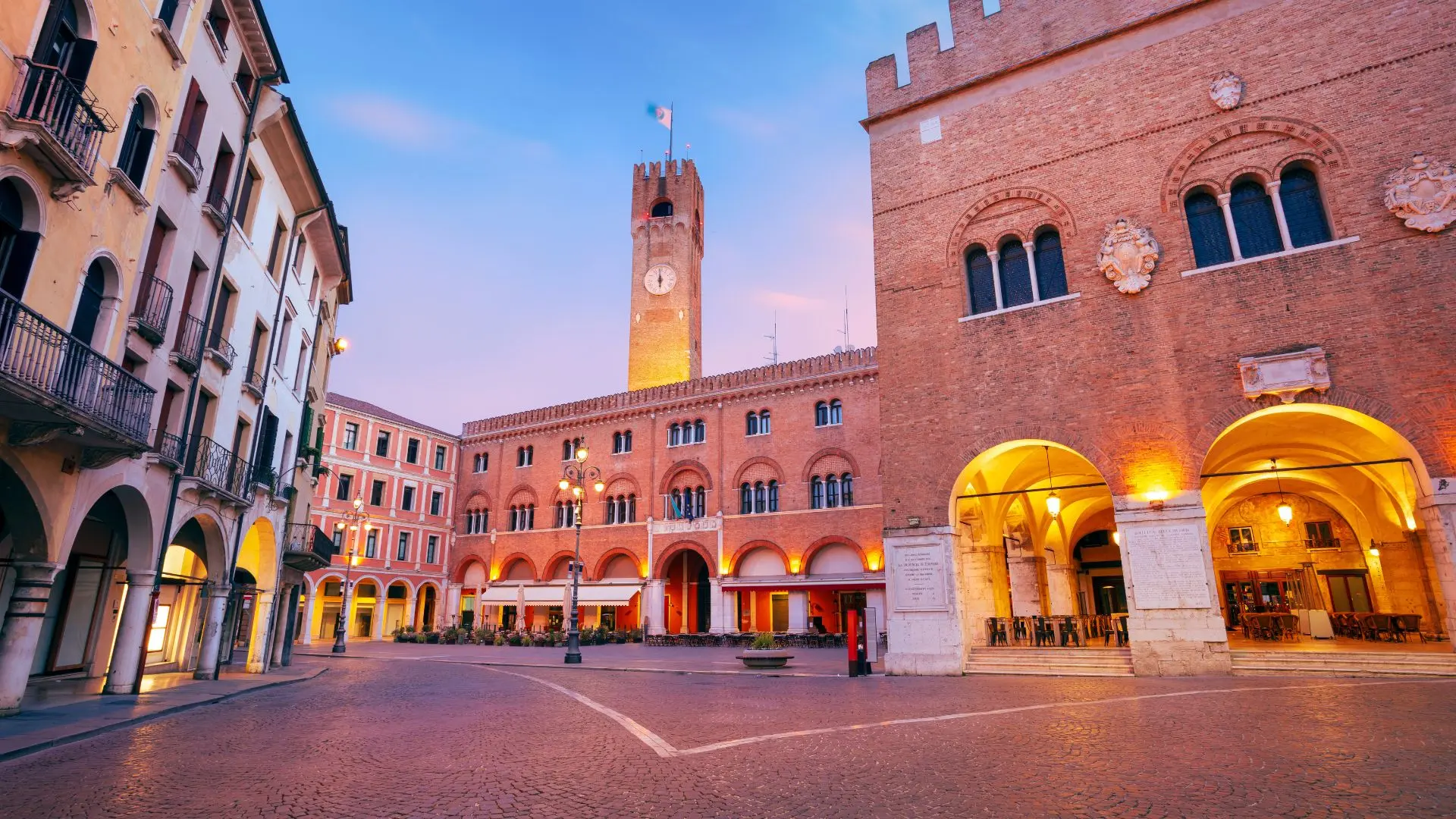 Parcheggio Aeroporto Treviso Antonio Canova (TSF): comodo, sicuro ed economico
